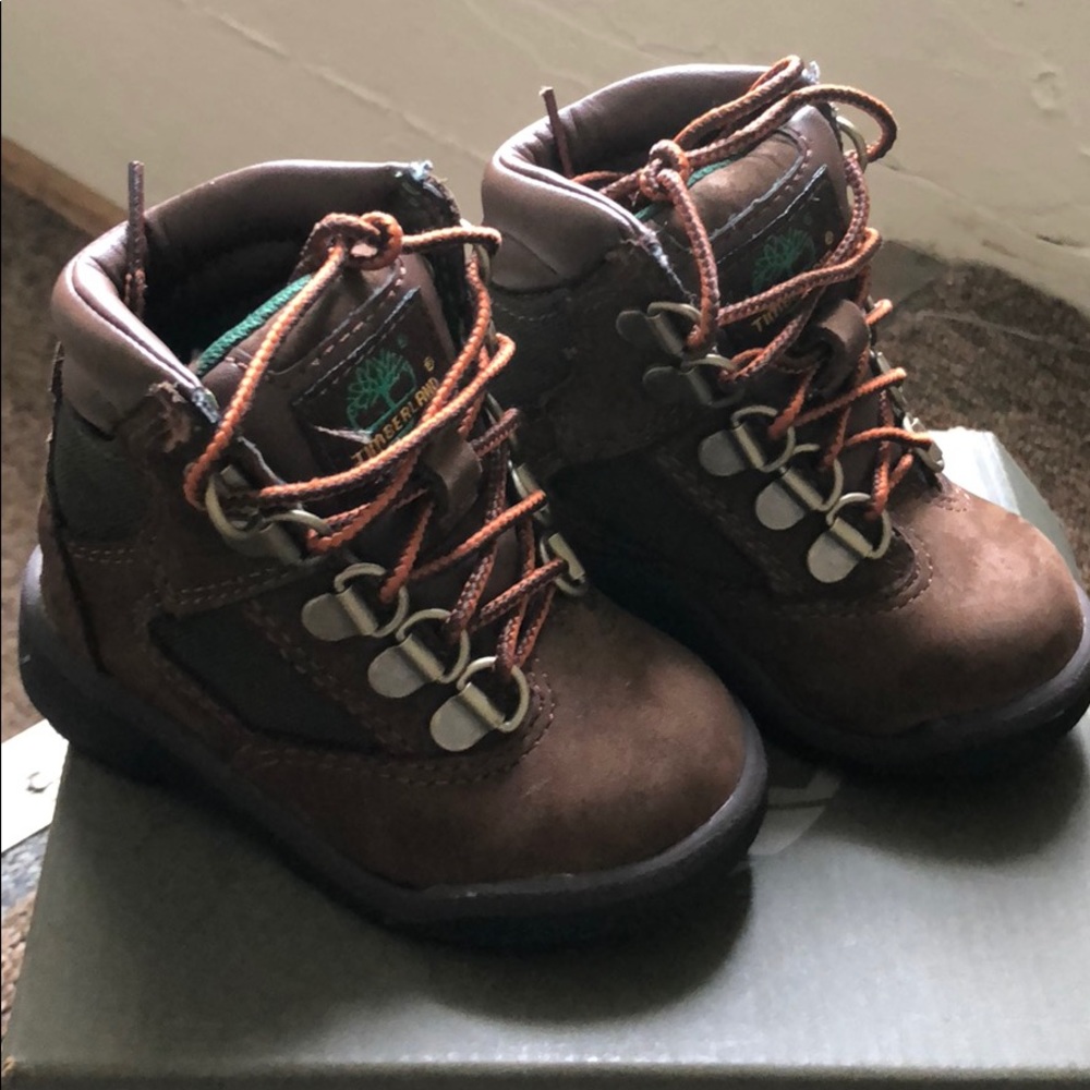 Timberland beef n broccoli infant size 5 US